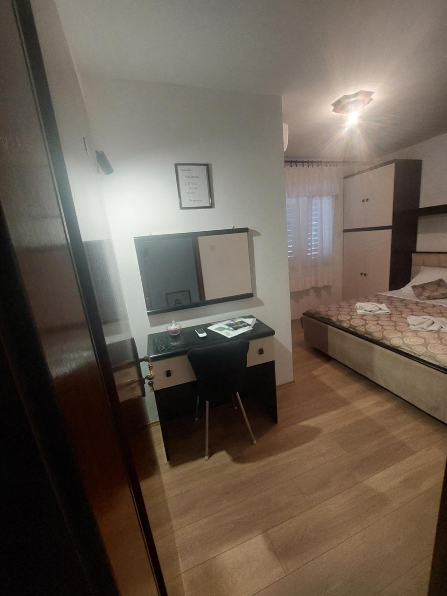 Holiday Room - The View نوفي فينودولسكي المظهر الخارجي الصورة